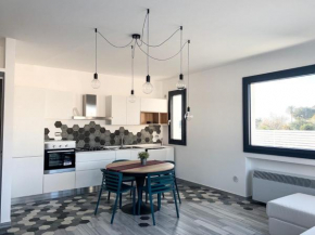 Rosalia Homestay - Levante Apartment